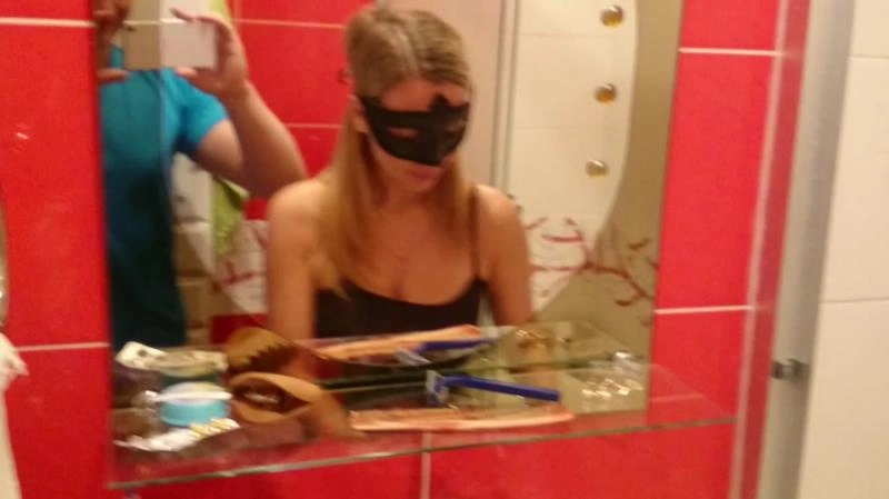 Young Blonde Pooping loverachelle2 - (2021/FullHD)