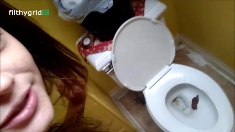 Amateur Pooping Girls - 3 Puke - (2021/SD)