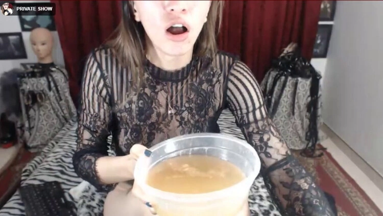 Webcam Show Eating Shit and drinking Vomit. P1 (2024/SD)