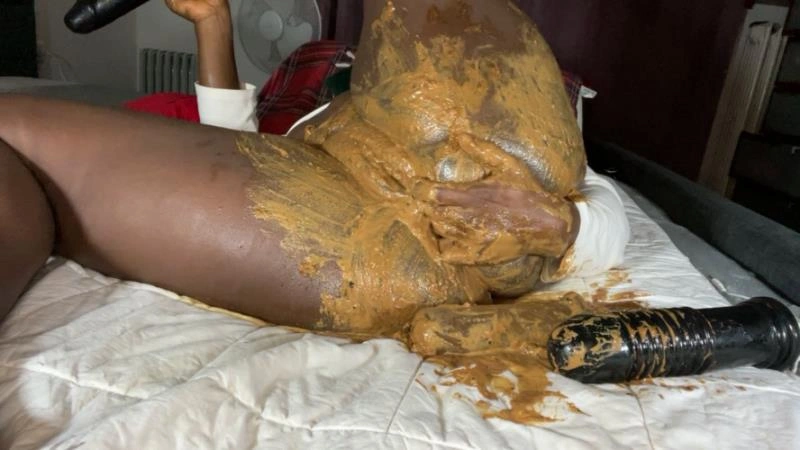 DISGUSTING EBONY SCAT ORGASMS Smutty Luce - (2025/HD)