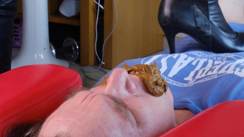 Extreme Face Sitting Shit Feeding TOILET MISTRESS WAEL - (2025/FullHD)