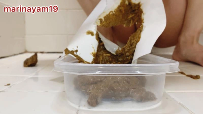 Diarrhea collection into container Marinayam19 - (2025/FullHD)