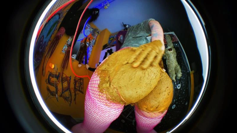 Dark M wants to play! (2026/UltraHD/4K)