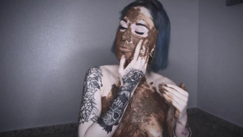 Really Dirty Girl with SHIT (2026/FullHD)