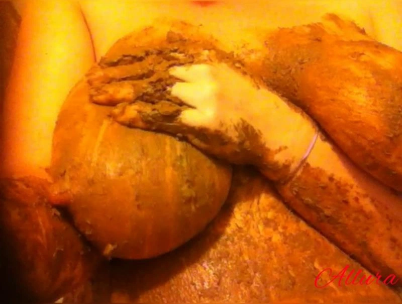 Smearing a Massive Shit! Shit-Stuffing with Dildo Allura - (2026/HD)